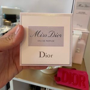 (SOLD) Miss dior Eau De Parfum